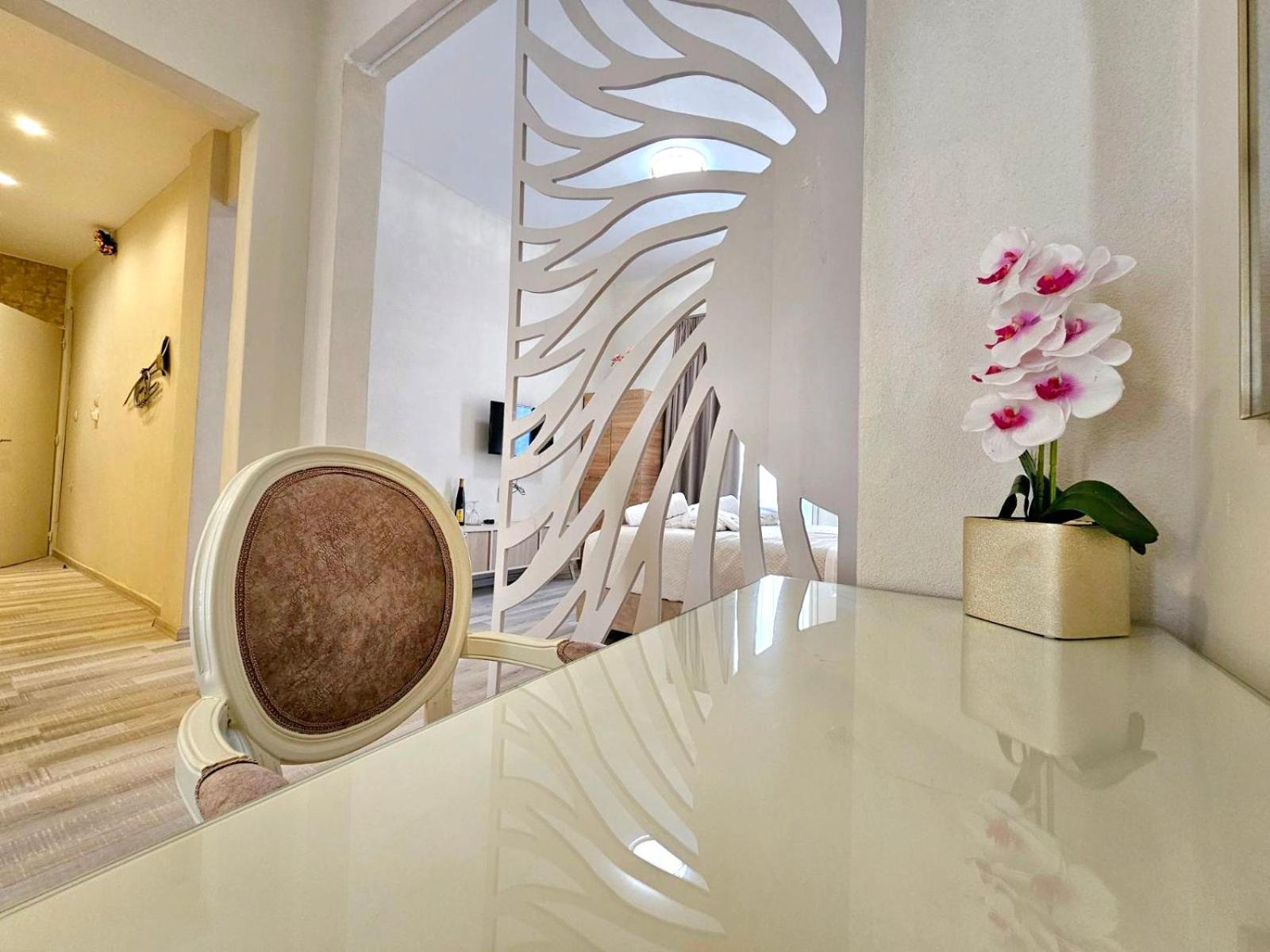 Golden City Center Suites Rhodes City Exterior photo